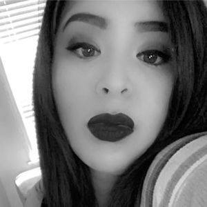 Meet your Posher, Iris